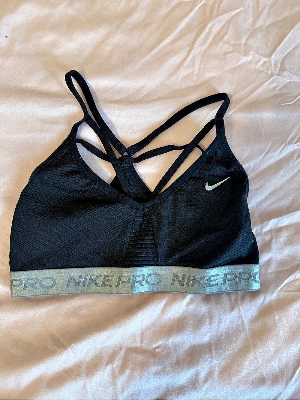 Nike Pro AeroAdapt Sports Bra Black Small
